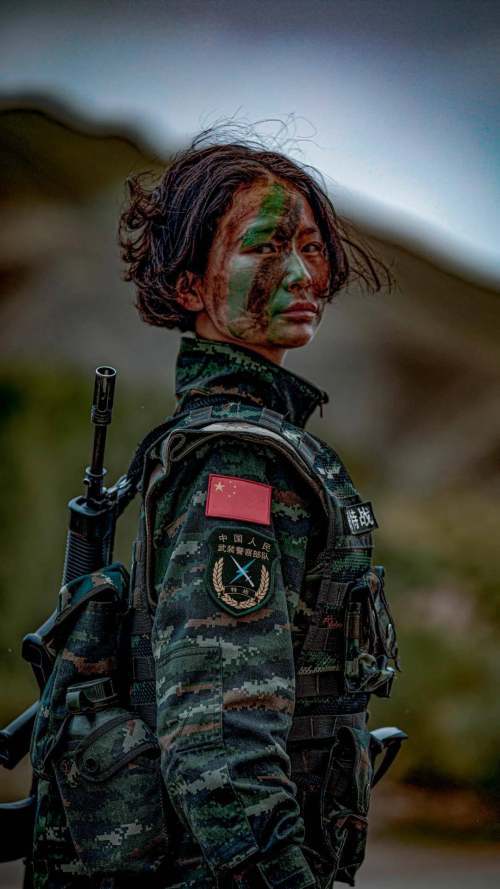 特战女兵主题壁纸来了