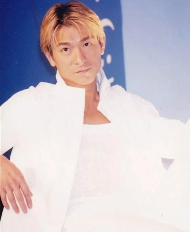 刘德华"1999年红馆演唱会",为何被称为无法超越的经典?