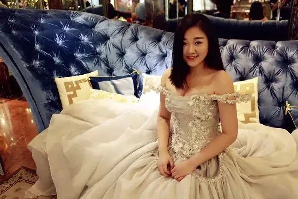 华为公主赌王千金南京首富女儿3个富二代闺蜜的精彩人生