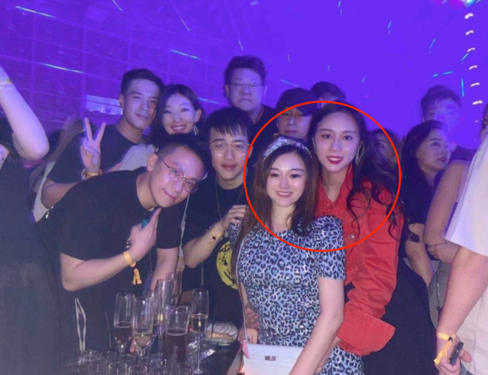 华为公主赌王千金南京首富女儿3个富二代闺蜜的精彩人生