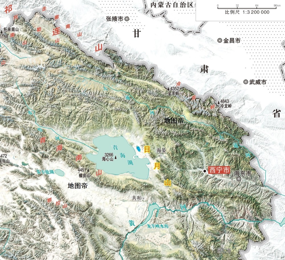 青海湖位于青藏高原的东北部,距青海省会西宁市西北约200公里,呈不