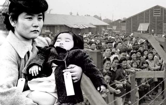 日本人在集中营的表现征服了美国人,极度克制令人望尘莫及