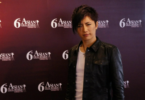 日本视觉系王子gackt宣布因身体原因将无限期暂停演艺活动