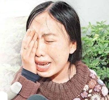 "疯狂追星"13年,逼父亲卖肾自杀,倾家荡产的杨丽娟,现在如何?