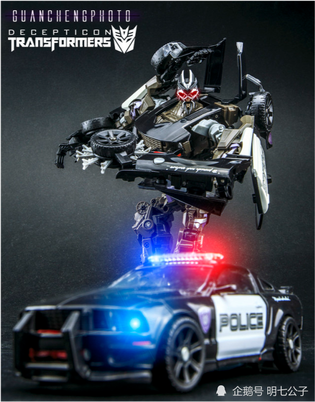 在变形金刚中霸天虎成员路障的故事你还留有印象吗