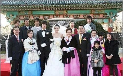 是由2006年kbs出品,由金惠善,李泰兰,崔贞媛,申智秀,高株元,朴海镇