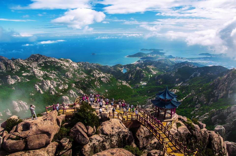 好消息!9月10日教师节当天,崂山风景区面向全国教师免门票
