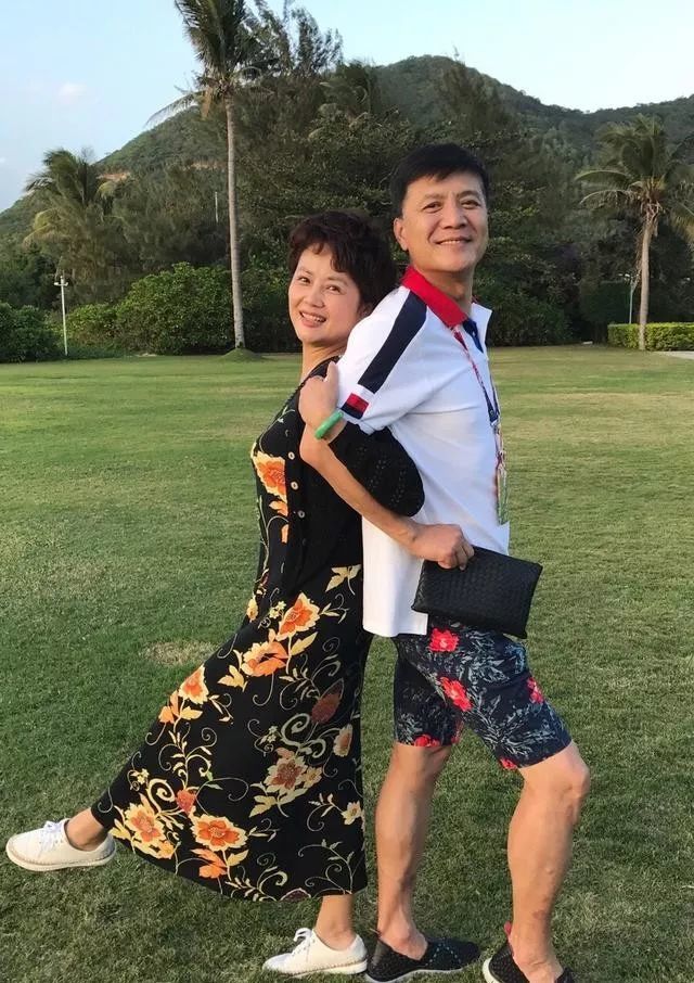 著名演员刘之冰,茹萍:带着各自的儿女去结婚
