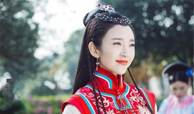 但是面对努尔哈赤的大军压境,虎视环伺,布扬古,金台石迫于无奈只得将
