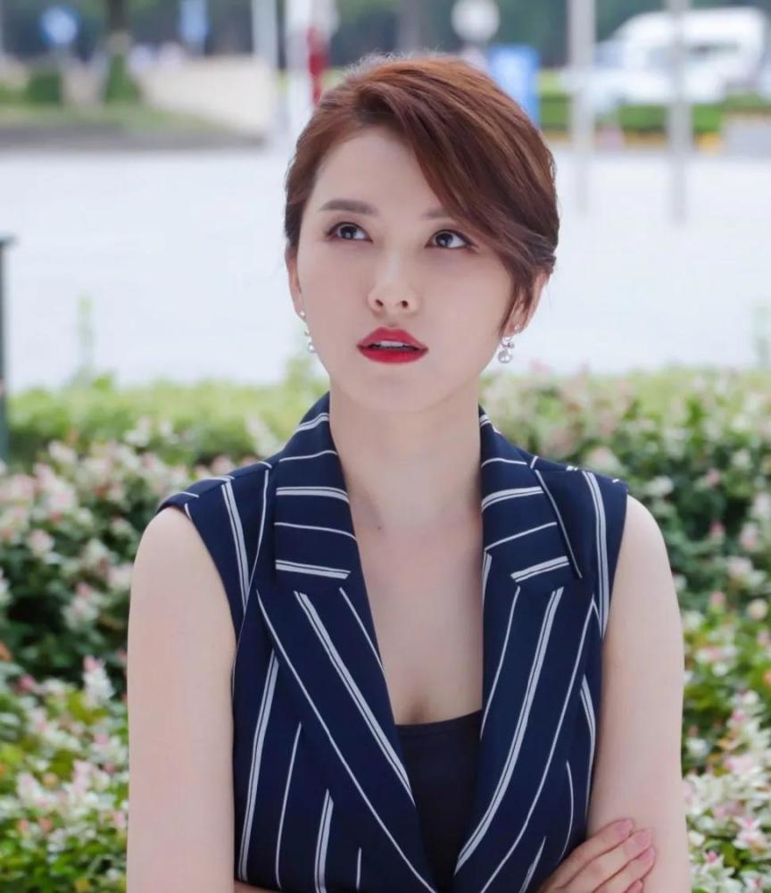 台湾女歌手徐洁儿