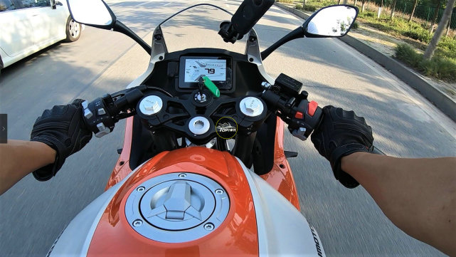 qjmotor赛250试驾超越春风250sr的骑行感受