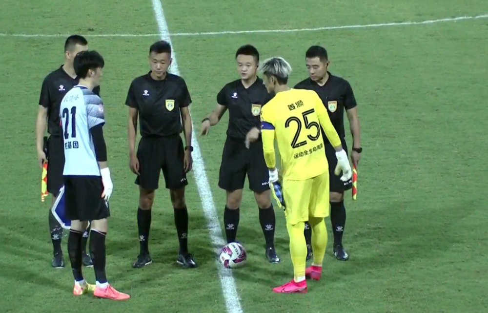 武汉三镇 4-0，2-0，0-0！中甲大黑马两轮不胜，冲超4支球队已无悬念