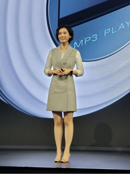 oppo的产品经理莫妮卡monik,努比亚的产品经理小姐姐sunny,vivo的产品