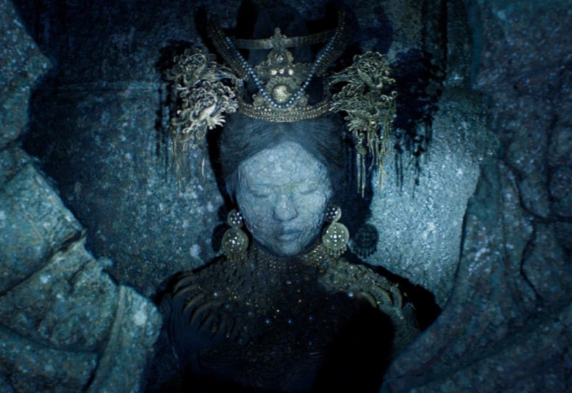 了,这也让不少人开始发现了精彩的地方,从霍氏不死虫到干尸,到尸蛾, 