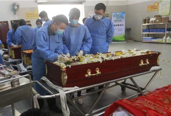 殡仪馆下半年继续招聘真实待遇被曝光和我们想象的不一样