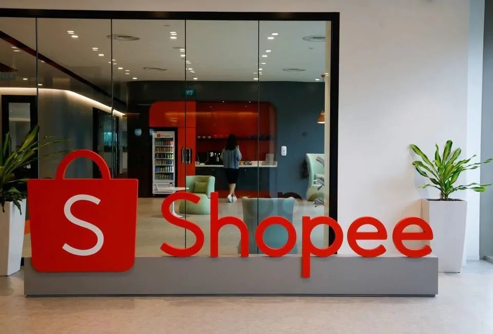 波兰的电商卖家从8月初开始就陆续接到shopee谋求合作的电话,这家起