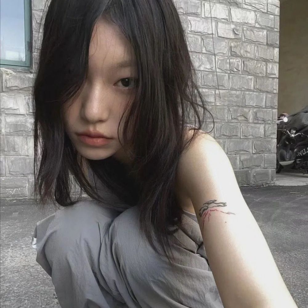 【高级感冷淡风女头】拽姐文案_腾讯新闻