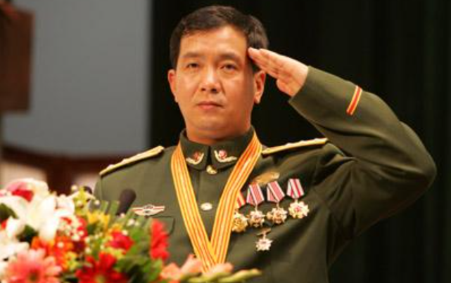 纵然身体已然残疾,但丁晓兵并没有失去对生活的希望.
