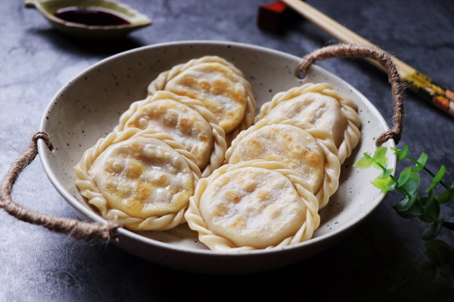 酸菜粉絲雞蛋盒子,東北特色,美味好吃