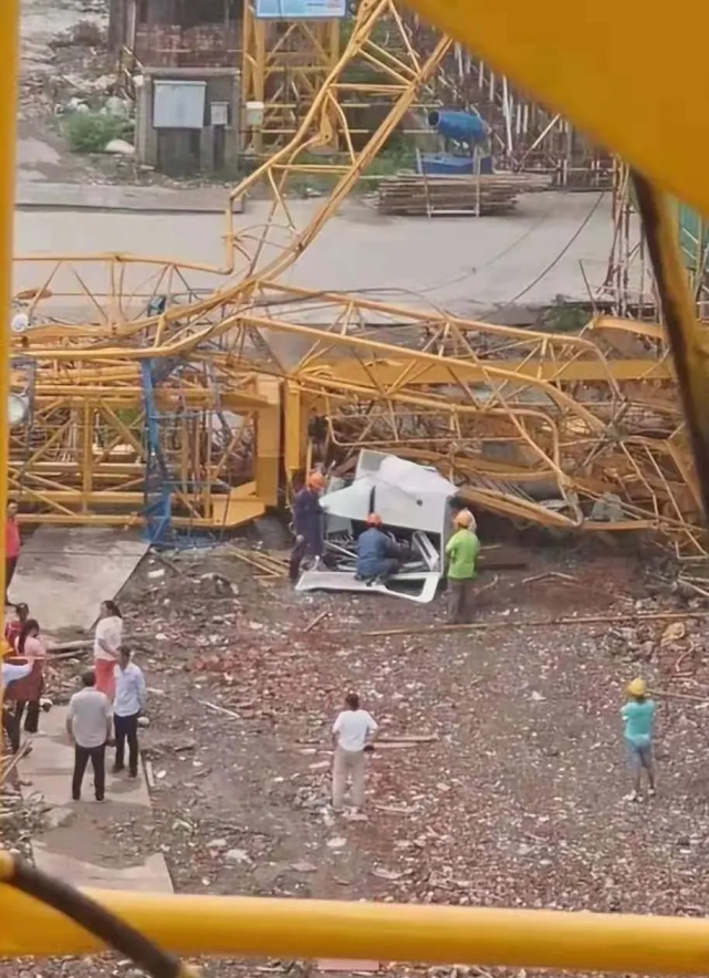 浙江一工地发生塔吊倒塌事故造成1人死亡