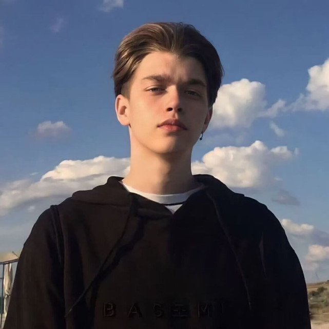 这才是一眼万年的大佬头像