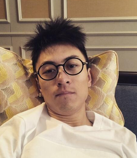 王思聪都要靠边站?若说"财大气粗",还是秦奋最过瘾