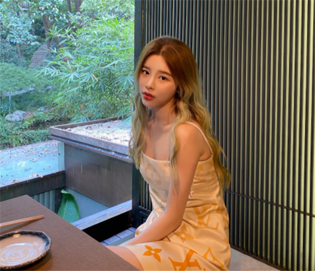 糖小幽自曝不去冰岛:以前能现场应援,提供美食,这次不能去添乱