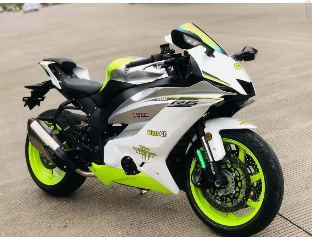 yzf-r6一模一样,最令人惊讶,华鹰直接把yamaha的涂装设计,车名字体