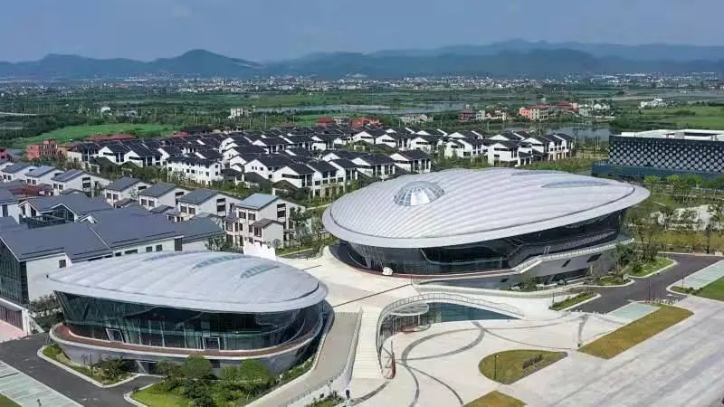 美丽公路为诸暨珍珠小镇打开了致富门_腾讯新闻