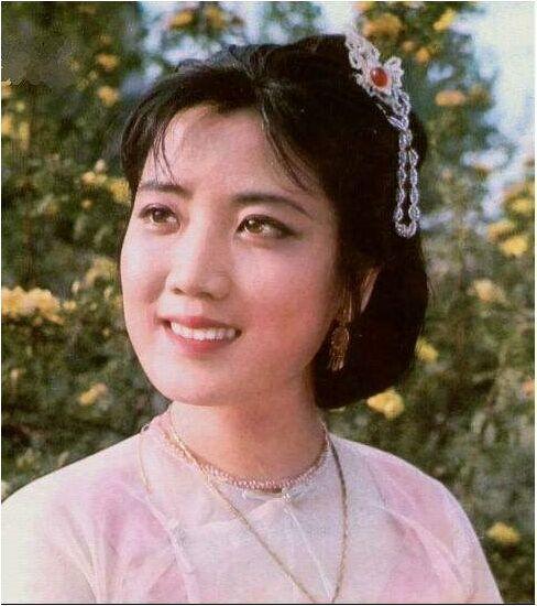 孔雀公主李秀明双料影后转战商业披荆斩棘二婚再嫁终获幸福
