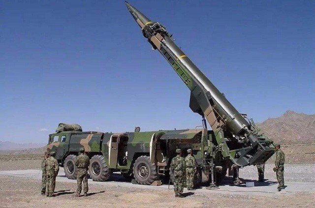 急需武器镇场,沙特花35亿美元买东风3,可发射权却在中国手中?