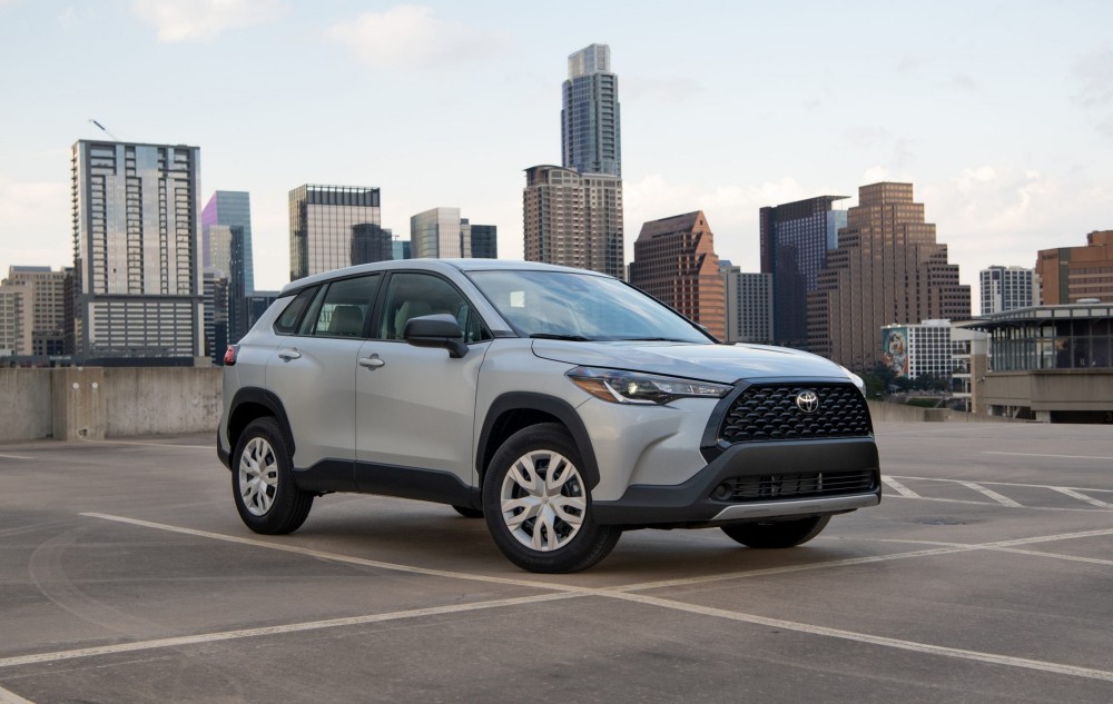 丰田卡罗拉跨界suv在海外正式上市,售约14.33万元起