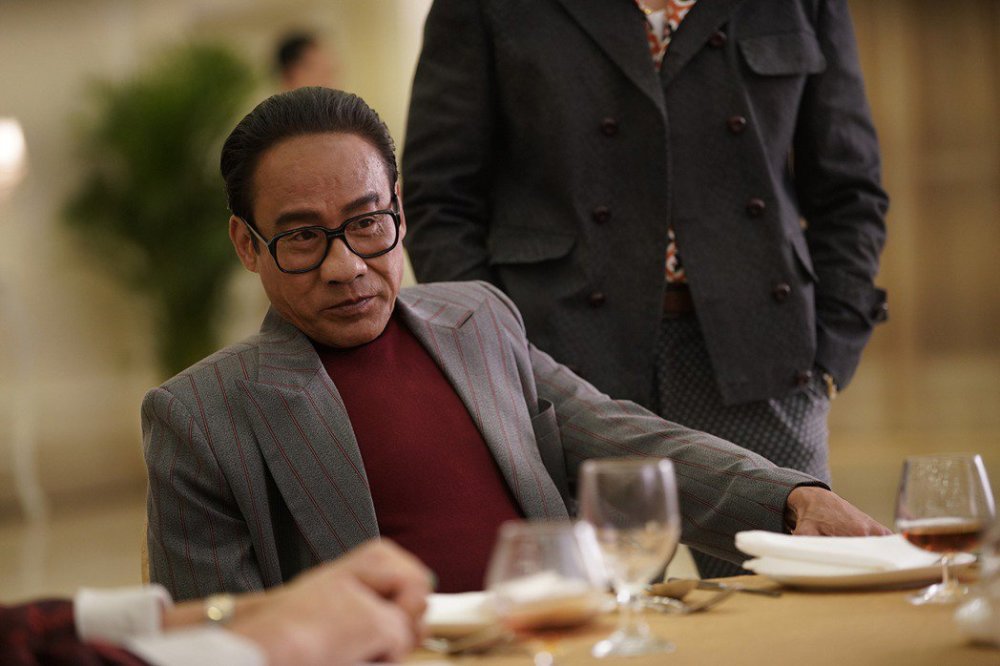 梁家辉透露原本导演想请他扮演当时的华人总探长徐乐,但他之前演过