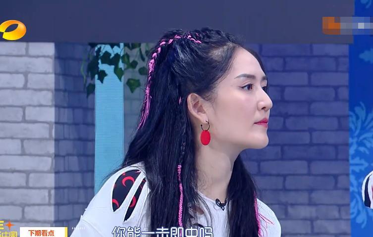 谢娜回归《快本》又唱又跳,40岁状态绝绝子,确定是刚生完小孩?
