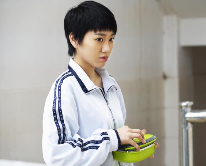 2009年 邹元清在尚敬执导的 《无敌三脚猫》中客串 那时候正是闫妮