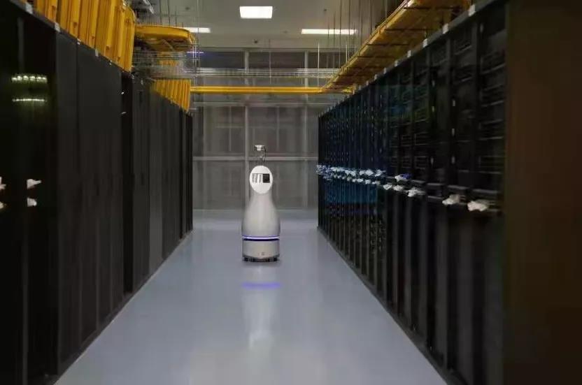 可容纳100万台服务器!贵安华为云数据中心一期正式投入使用