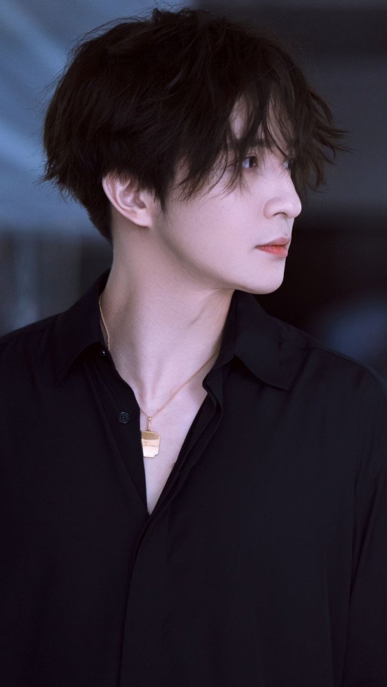 薛之谦壁纸|我以为是规则 失去最爱的一个