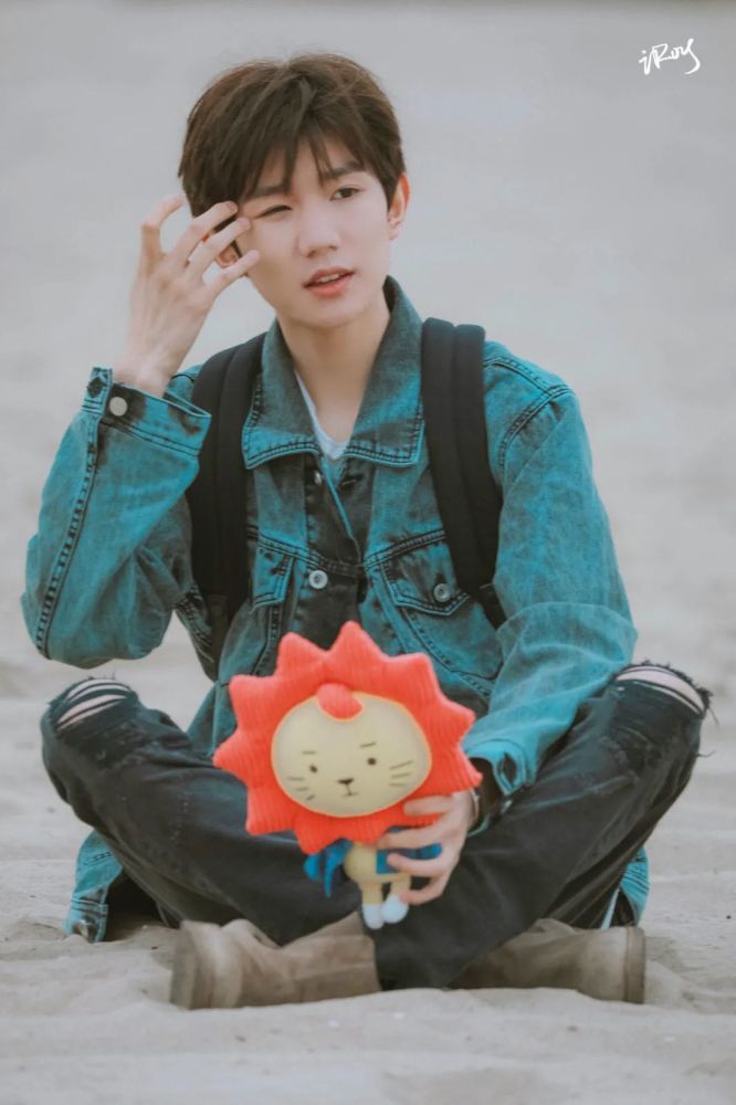 王源陪儿子莱阳,洛杉矶一日游