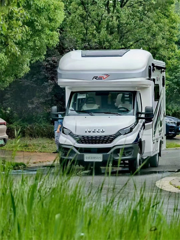 瑞弗房车s820豪华系列有什么不一样的地方该如何选择