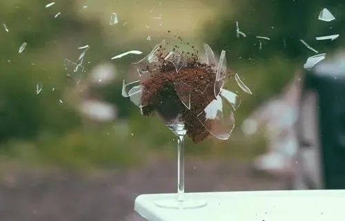 塔罗测试:你跟对方还能否破镜重圆?这张牌告诉你!