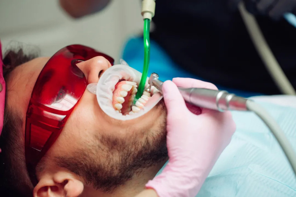 大家都被什么塞过牙缝?