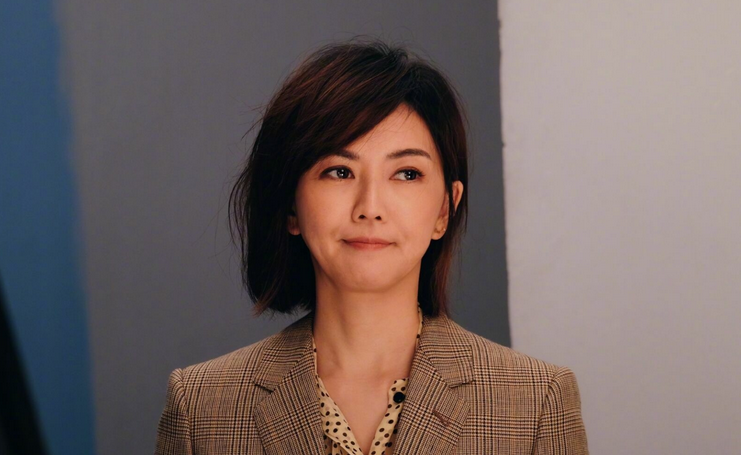 43岁孙燕姿直播首秀,16分钟点赞破亿,关闭打赏功能获网友点赞