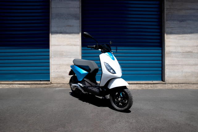 比亚乔发布piaggio1电动踏板