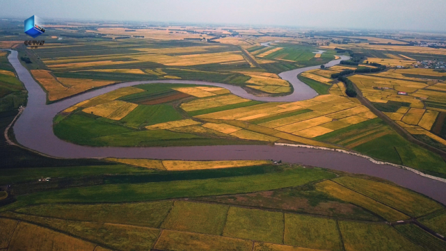 江与湖相遇在松花江
