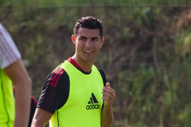 博尔特c罗的回归让曼联变得更好我认为他会一直踢到42岁