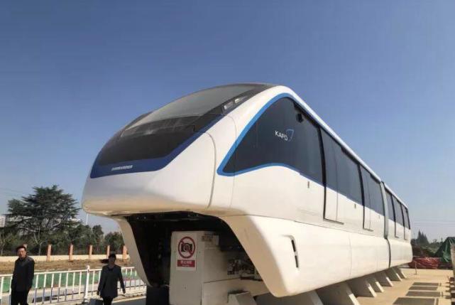 广西首条轻轨,柳州花费186亿元,为何不建地铁?现在是停工烂尾了吗?