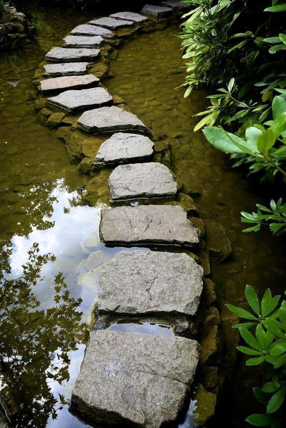 vivo x70 pro "汀步云阶",手机背后的美学设计