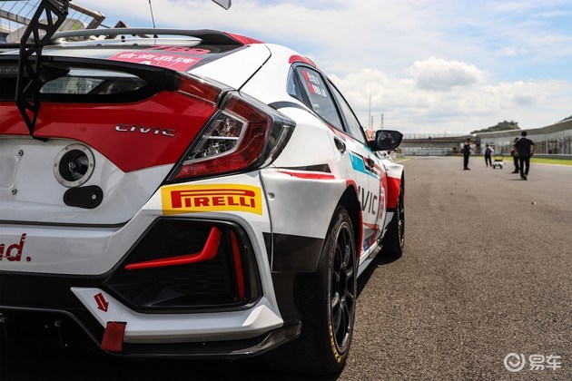 首秀即夺冠 东风本田思域hatchback赛车斩获cec厂商组冠军