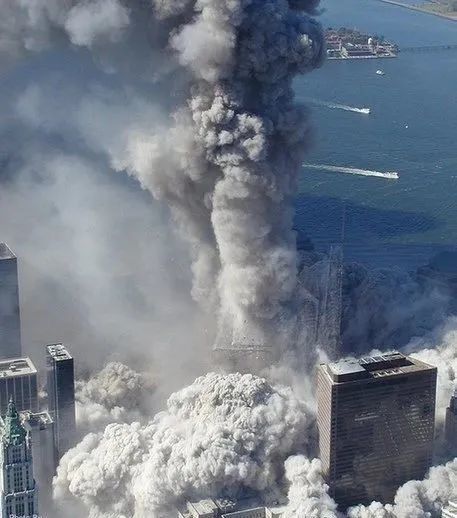 美国双子星大厦911事件图片