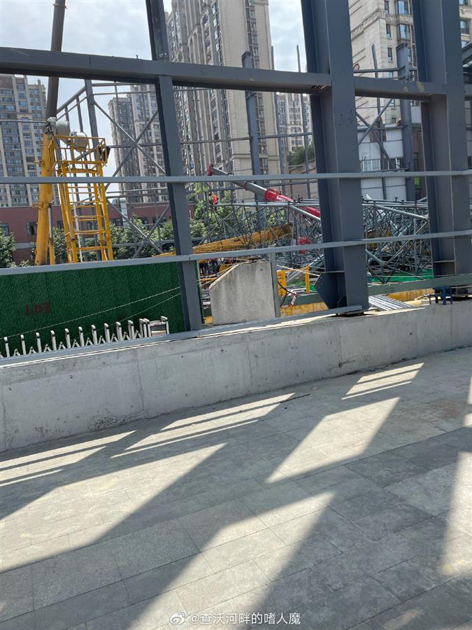 成都轨道交通17号线二期在建工程坍塌殡仪馆有人遇难